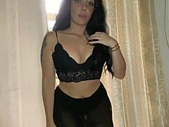 Sultry black lingerie, sensual cam show