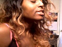 Twerking Hard to Migos’ Pop That in Stunning High Definition.