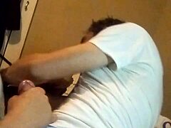 Amateur girlfriends in hot action