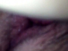 AMATEUR HANDSJOB WITH MADURA