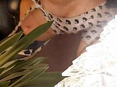 iara teases another while cuck waits
