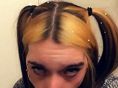 Bj and selfie-obsessed teen offers norte with pretty cock