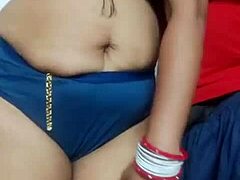 Indian bhabhi in saree gets pussy ripped