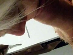 johnny gets some head
