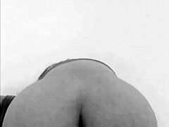 Culona's depths murmur bold cravings