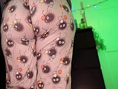 Ever watched Evelynpiers tease with big teen assets?