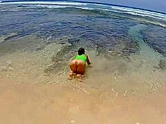 Tropical shores ignite lovers' passion