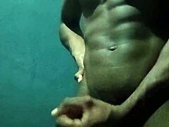 Roludo's big dick in action
