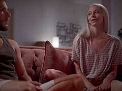 Petite blonde's steamy solo show