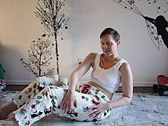 Girlfriend's yoga reveal stuns all