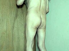 GAY AMATEUR’S INTENSE PLAY