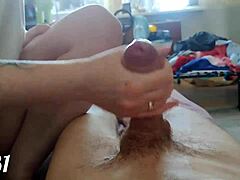 Amateur's Epic Free Handjob Finish