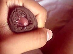 Latina's Unique Masturbation Skills Shine