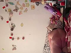 AMATEUR PREGNANT CRAVES INTENSE