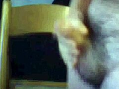 ARGENTINIAN WEBCAM STAR’S BOLD SHOW