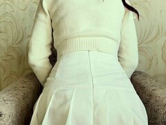 my white skirt vibe session solo