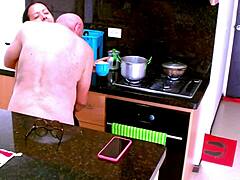 smooth beauty in kitchen love