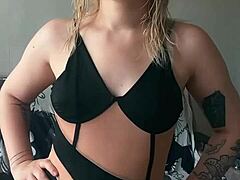 Hot BDSM: Dominant Woman Emotion