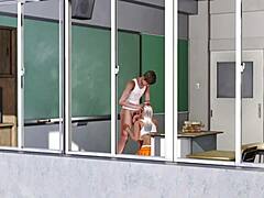 max’s life: shower and banging curvy anime chick