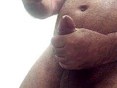 Raw solo explodes on live cam