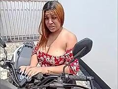 Young Beauty’s Fierce Desire Filmed