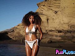 Jossa Nova's solo striptease showcases her big, amazing ass