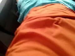 pinay couldn’t pay taxi fare so she gave driver a blowjob