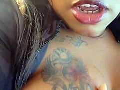 hey, did ya see blackvelvet caught fingering her kitty today?