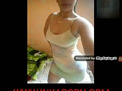 i'm that hot webcam girl showing my pussy