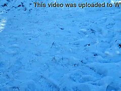 i jerk off riskily in a public park