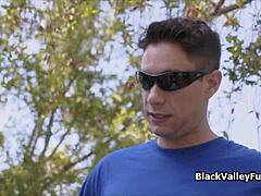 nubian princess blows big white dick by pool?