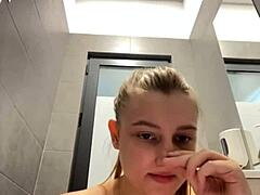 i'm squirting in the changing room