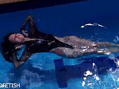 I Feel So Sensual in My Latex Body Underwater as Jessica Bunny, Exploring the Pool's Depths with My Submissive Vibes