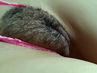 Teen’s Hairy Pussy Peeks Through Tight Leggings on Display