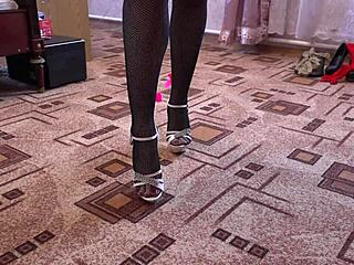 my foot fetish in pantyhose and heels