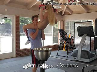 Scarlett Sage’s Gym Fuck With Long Dick