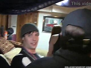 Mardi gras coed slut fucks amateur