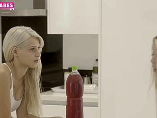 Sugarbabestv - Misha And Christy’s Daring Poolside Vacation Fuck