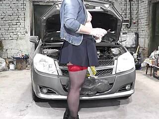 Nude MILF Frina fixes cars bare in heels and stockings at shop