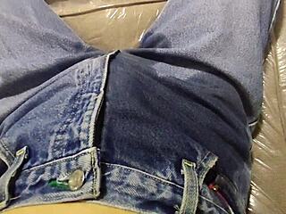 Subtle Sofa Peeing Display