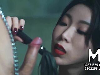 Xia Qing Zi’s Cheating Suck in Stockings Jail