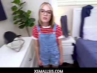xsmallsis - petite blonde teen fucked by stepbrother pov