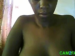 TEEN PORN: AMATEUR WEBCAM SEDUCTION