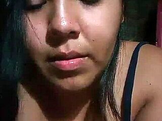 Webcam slut fucks hard for cash