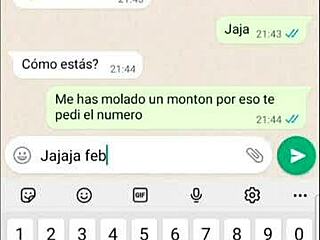Young Latina Teen’s Bold Tinder Chat With Big Ass