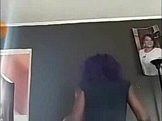 slim milf’s teasing twerk in ghetto style