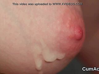 Cum-Hungry Hottie Takes Jizz Load On Face After Sucking