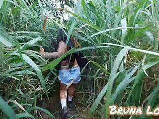 bruna lopes' anal adventure on train tracks