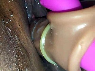 morena's teasing squirt