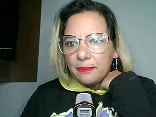 Sensual Tale of Erotic Lola Ara Maiores Unfolds